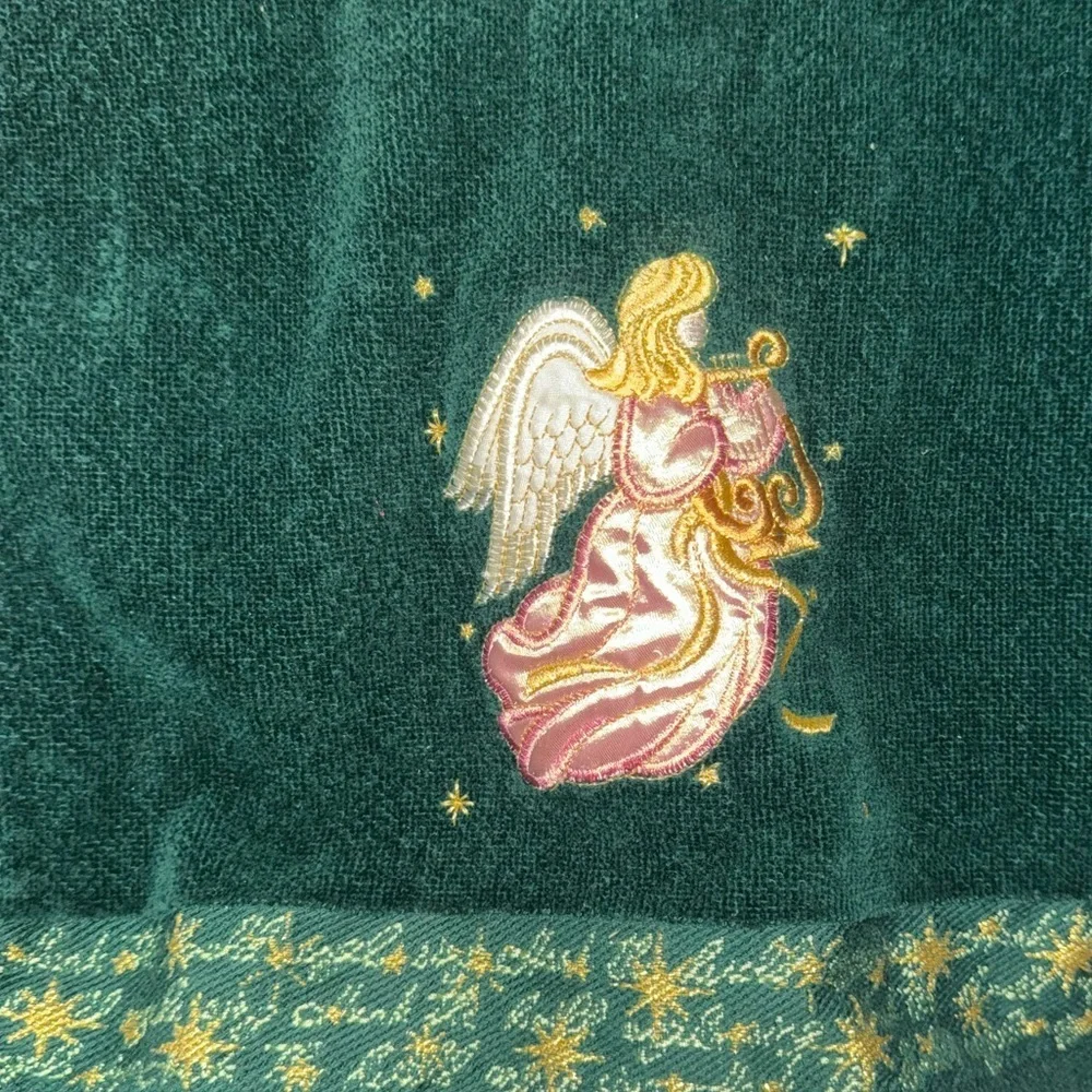Vintage Christmas Embroidered Wash Towel Wash Cloth Set Holiday Angel Green Gold